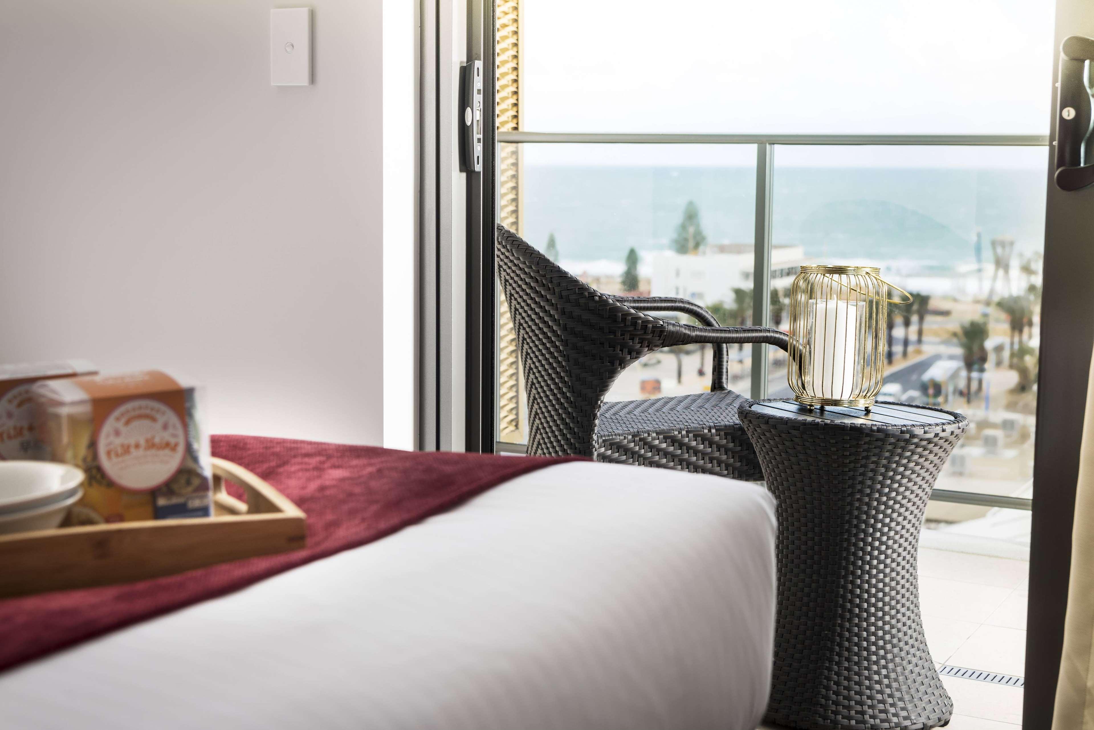 Ramada By Wyndham Vetroblu Scarborough Beach Perth Esterno foto