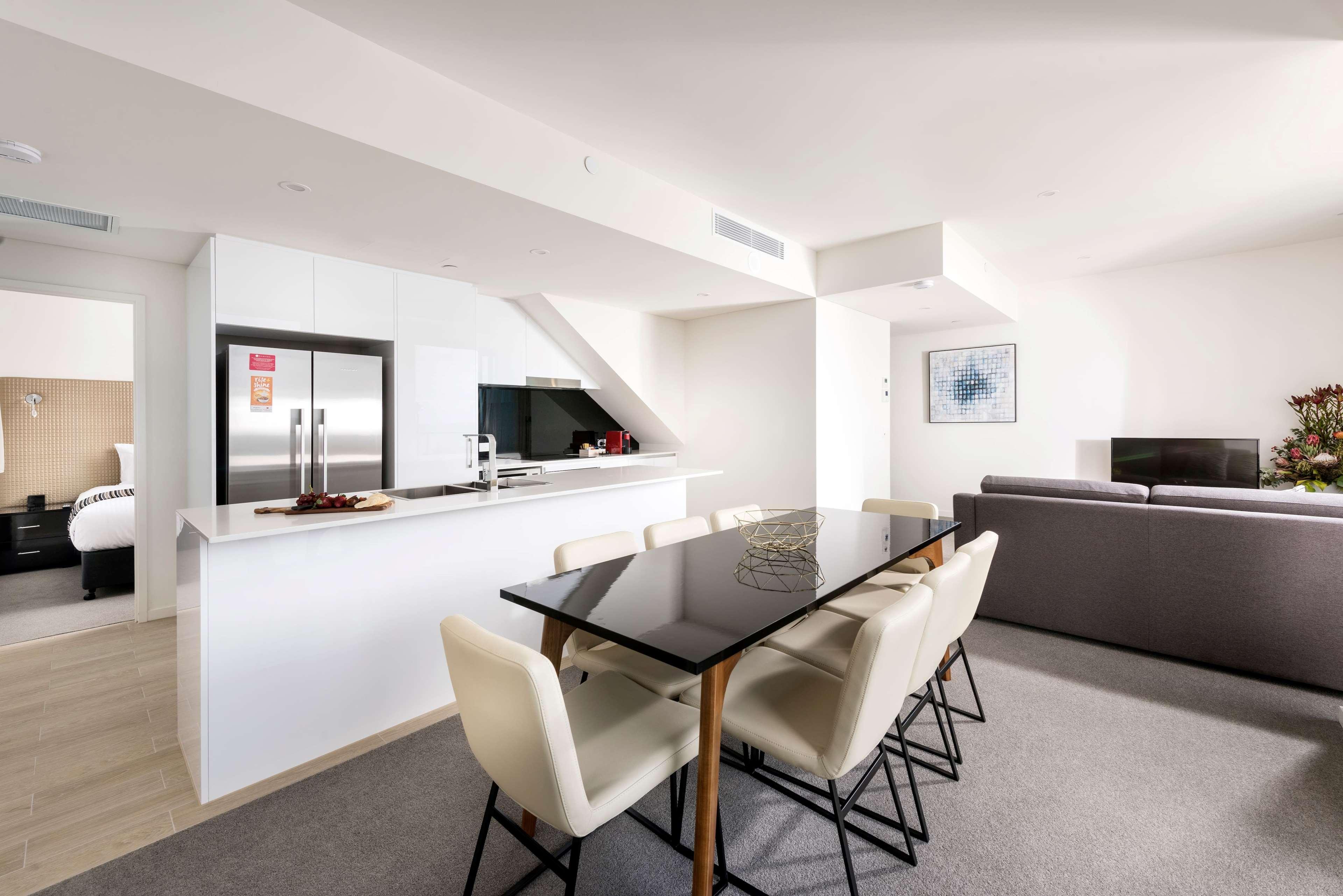 Ramada By Wyndham Vetroblu Scarborough Beach Perth Esterno foto