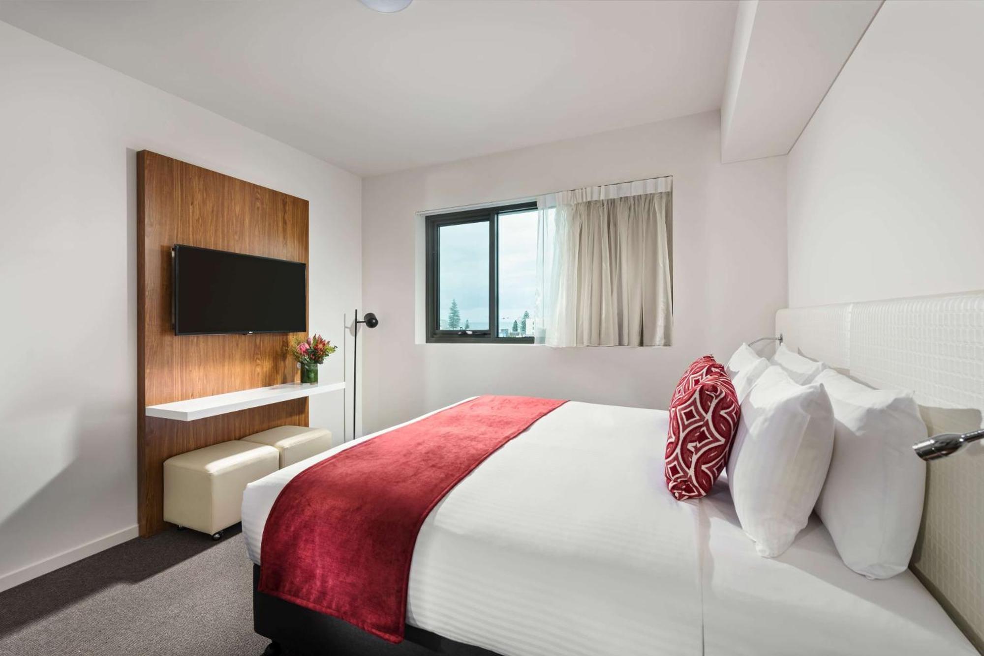 Ramada By Wyndham Vetroblu Scarborough Beach Perth Esterno foto