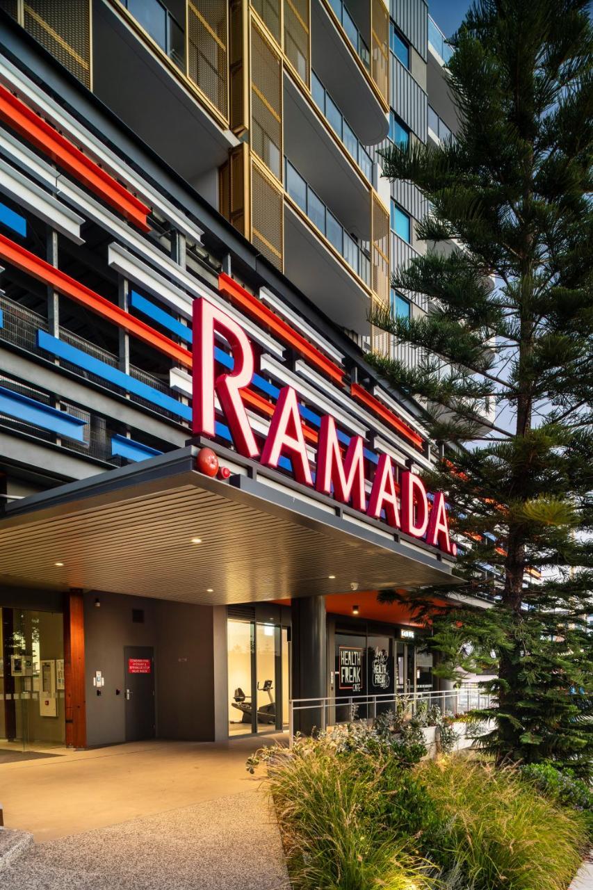 Ramada By Wyndham Vetroblu Scarborough Beach Perth Esterno foto